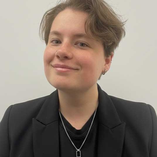 Nadine - Sprachschule Aktiv Münster Nadine - Sprachschule Aktiv Münster